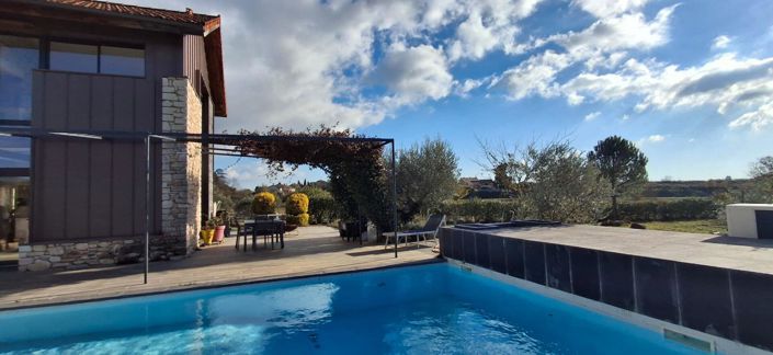 Image No.2-13 Bed House for sale