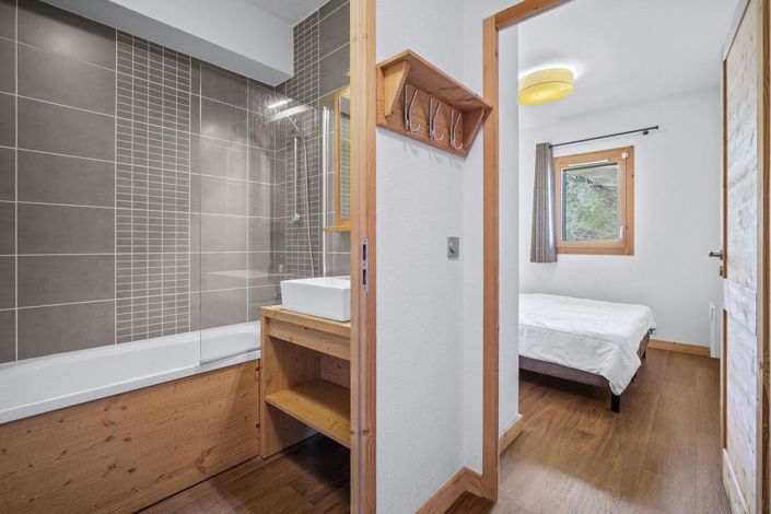 Image No.11-3 Bed Apartment for sale