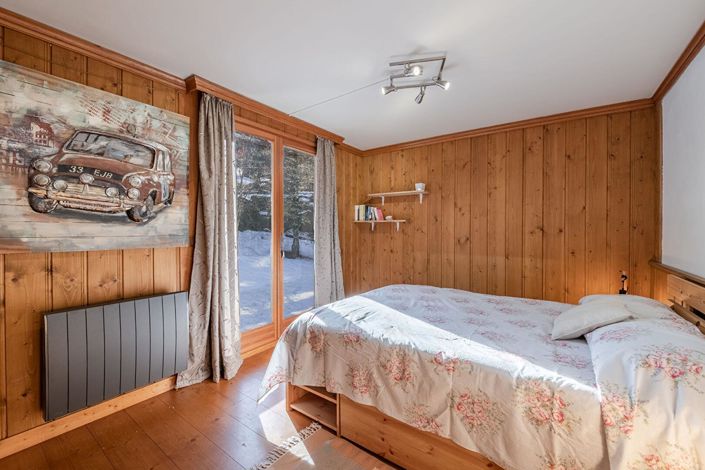 Image No.10-5 Bed House for sale