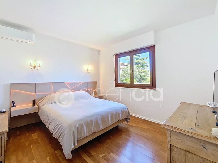 Image No.11-Appartement de 3 chambres à vendre à Le Cannet