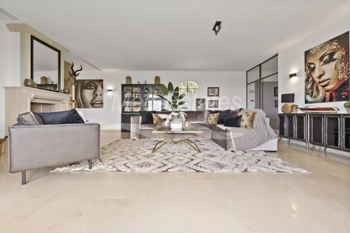 Image No.19-5 Bed House for sale