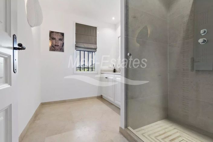 Image No.23-5 Bed House for sale