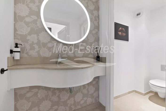 Image No.25-5 Bed House for sale