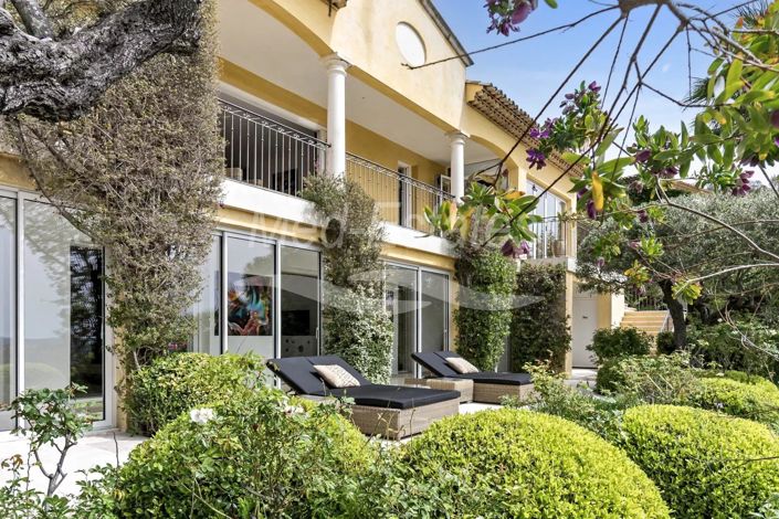 Image No.32-5 Bed House for sale