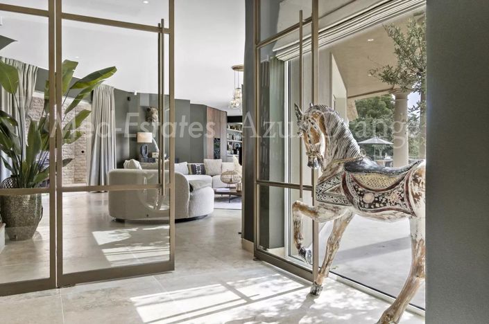 Image No.6-6 Bed House for sale