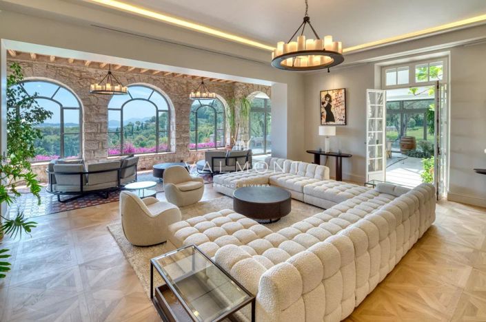 Image No.17-11 Bed House for sale