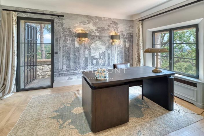 Image No.26-11 Bed House for sale