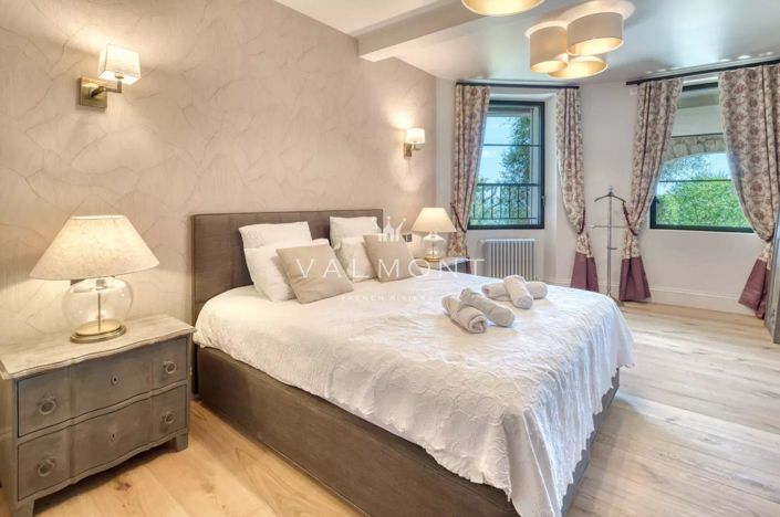 Image No.35-11 Bed House for sale