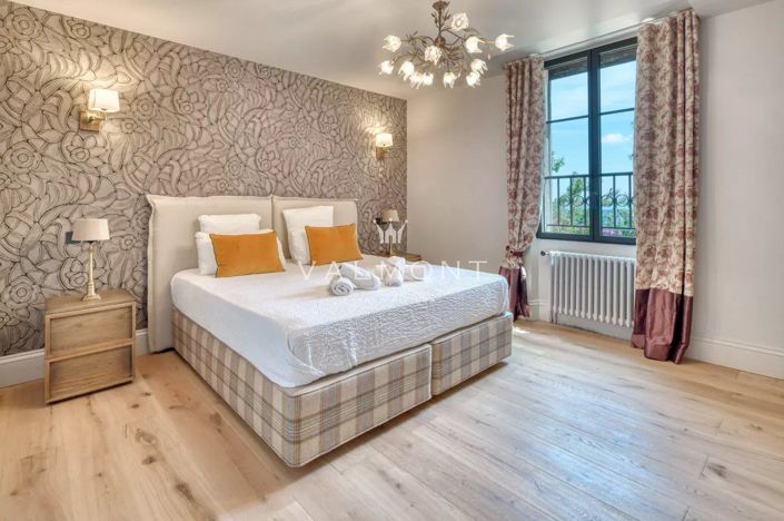 Image No.42-11 Bed House for sale