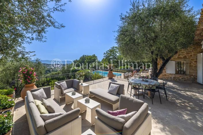 Image No.3-9 Bed House for sale