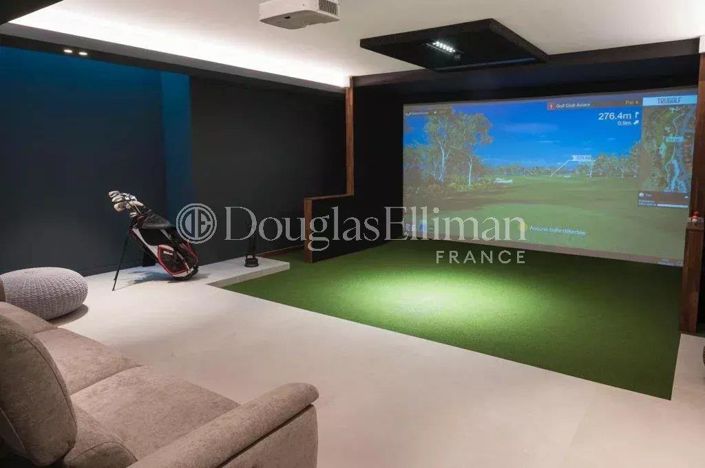 Image No.3-5 Bed House for sale