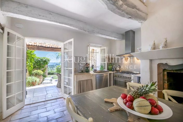 Image No.5-5 Bed House for sale
