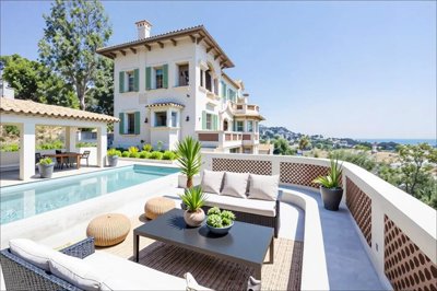 1 - Les Issambres, House