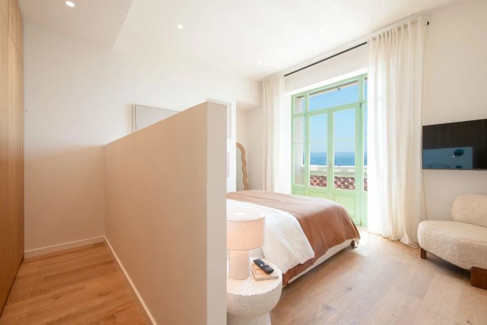 Image No.17-5 Bed House for sale