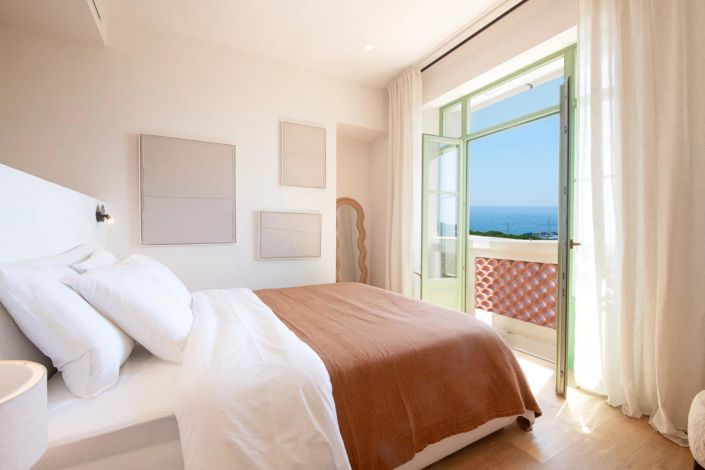 Image No.19-5 Bed House for sale