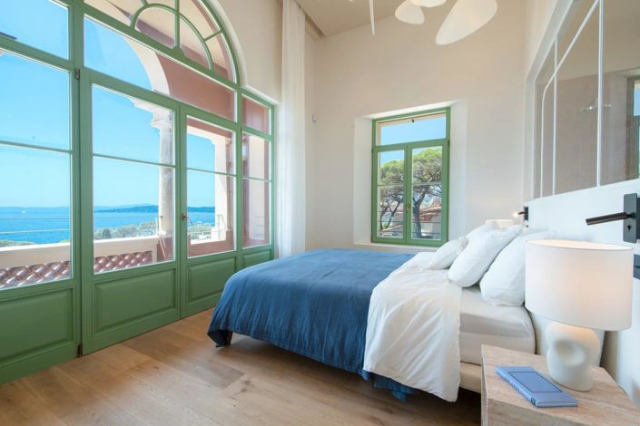 Image No.9-5 Bed House for sale