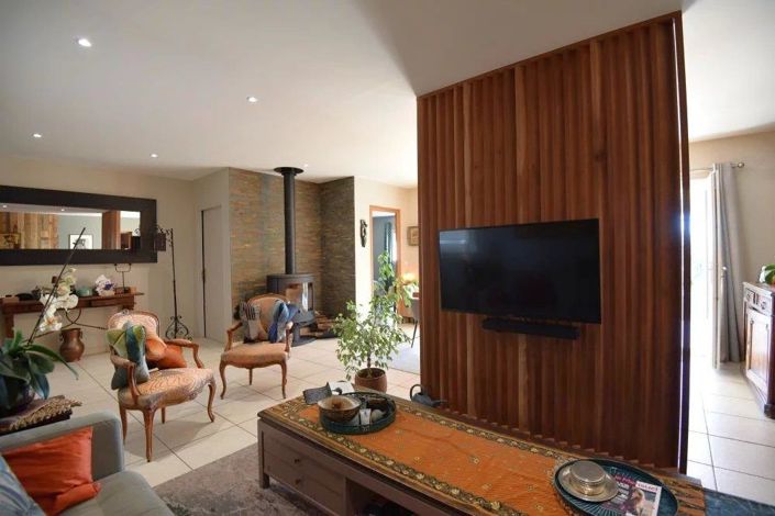 Image No.5-3 Bed House for sale