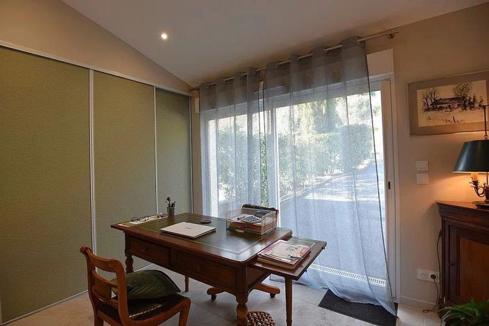 Image No.7-3 Bed House for sale