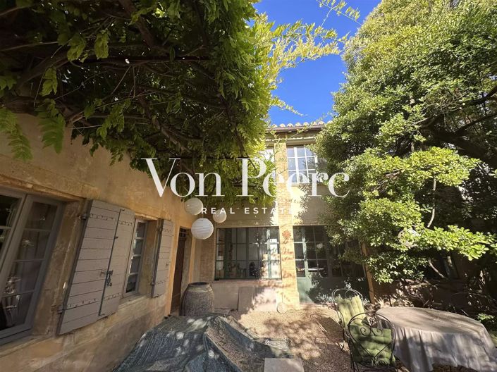 Image No.17-10 Bed House for sale