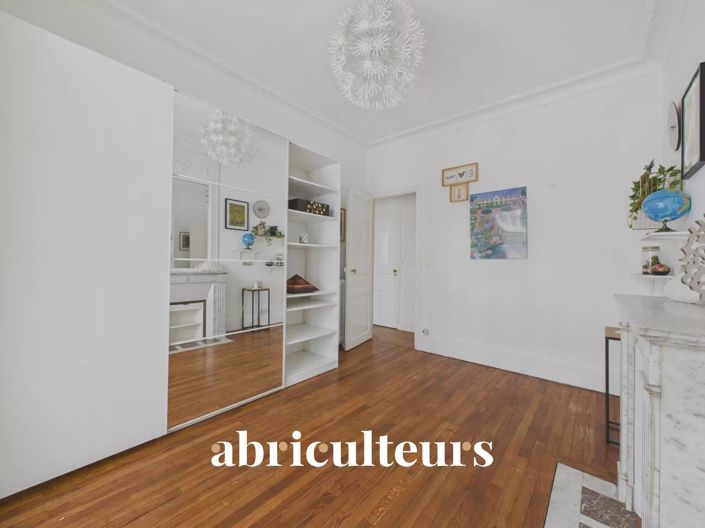 Image No.13-3 Bed Apartment for sale