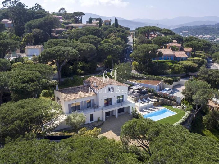 Image No.22-6 Bed House for sale