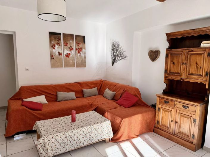 Image No.43-8 Bed House for sale