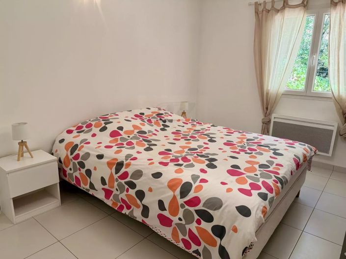 Image No.50-8 Bed House for sale
