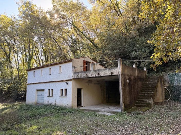 Image No.8-8 Bed House for sale