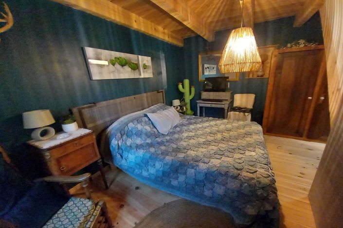 Image No.10-4 Bed House for sale