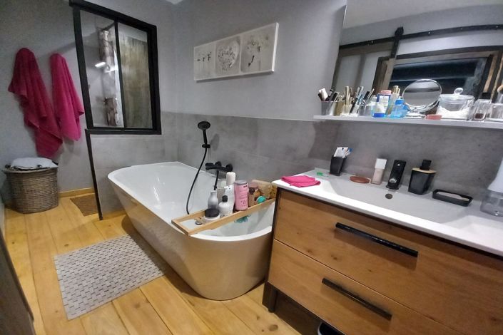 Image No.11-4 Bed House for sale