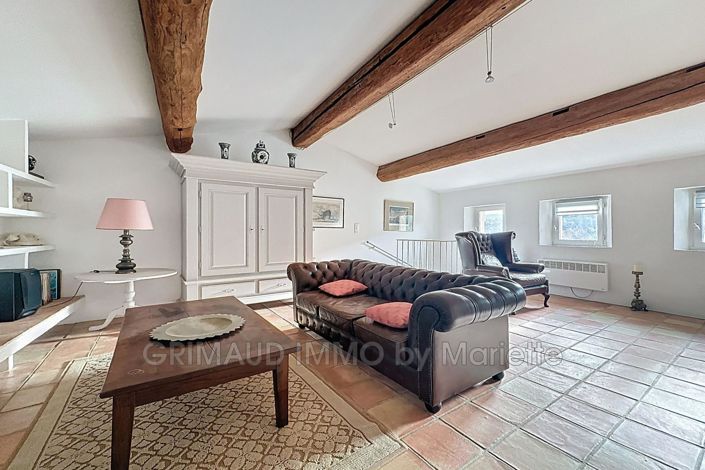 Image No.10-1 Bed House for sale