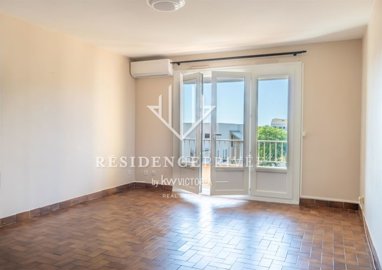 1 - La Londe-les-Maures, Apartment