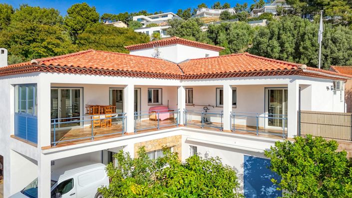 Image No.2-5 Bed House for sale