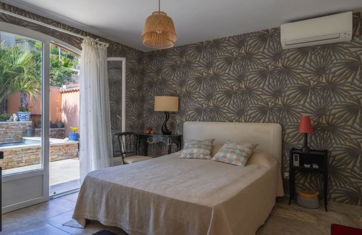 Image No.3-4 Bed House for sale