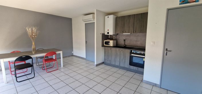 Image No.3-Appartement de 2 chambres à vendre à Saint-Mandrier-sur-Mer