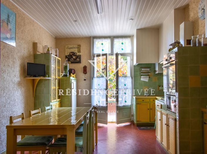 Image No.4-6 Bed House for sale