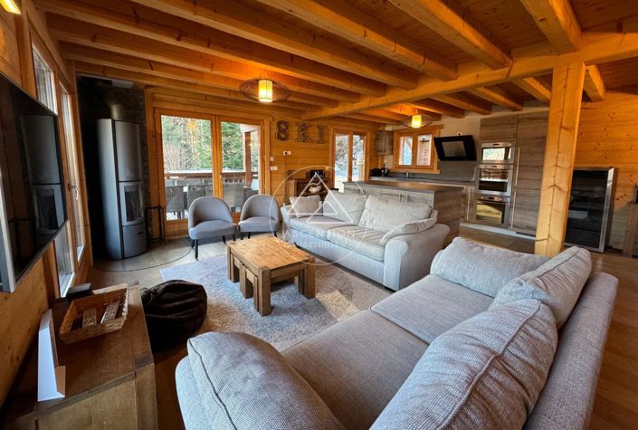 Image No.11-5 Bed House for sale