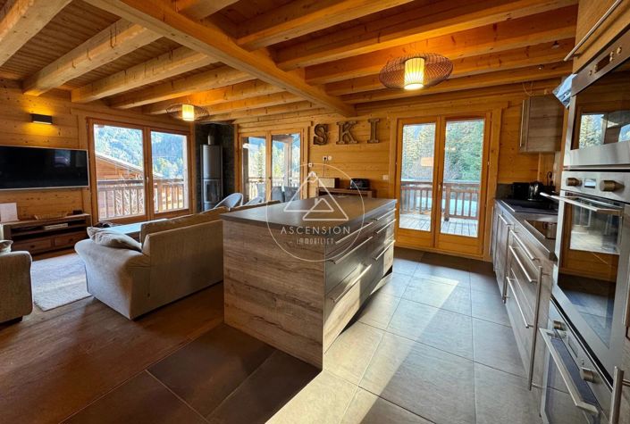 Image No.5-5 Bed House for sale