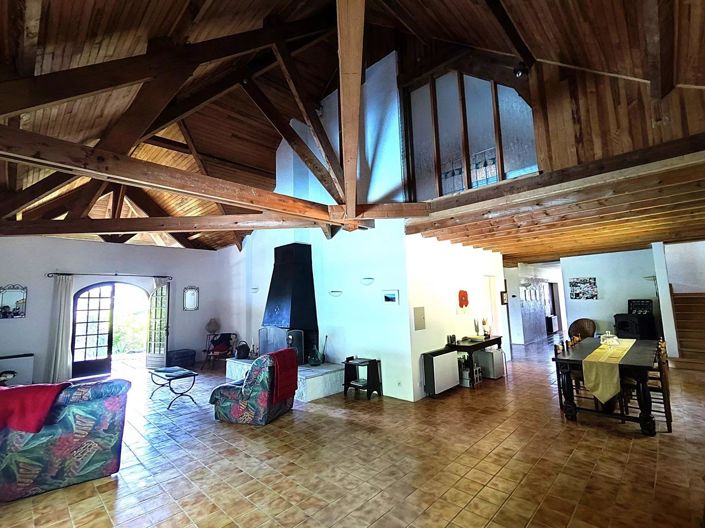 Image No.9-4 Bed House for sale