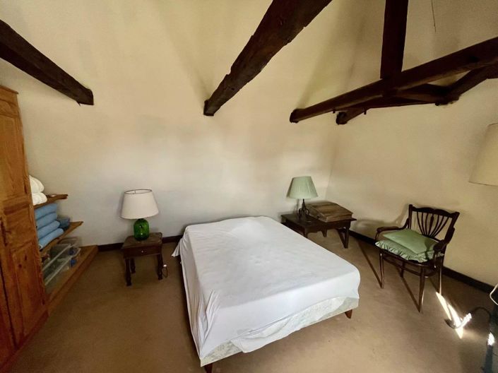 Image No.12-4 Bed House for sale