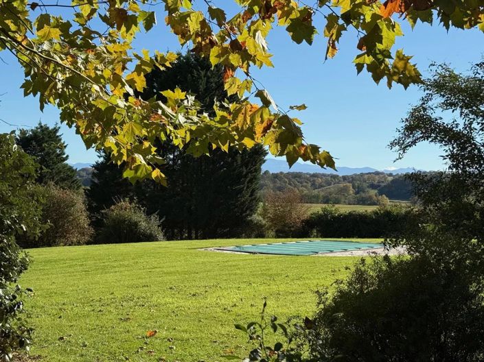 Image No.19-4 Bed House for sale