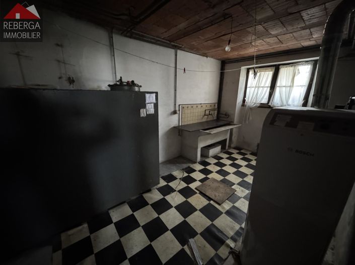 Image No.14-3 Bed House for sale