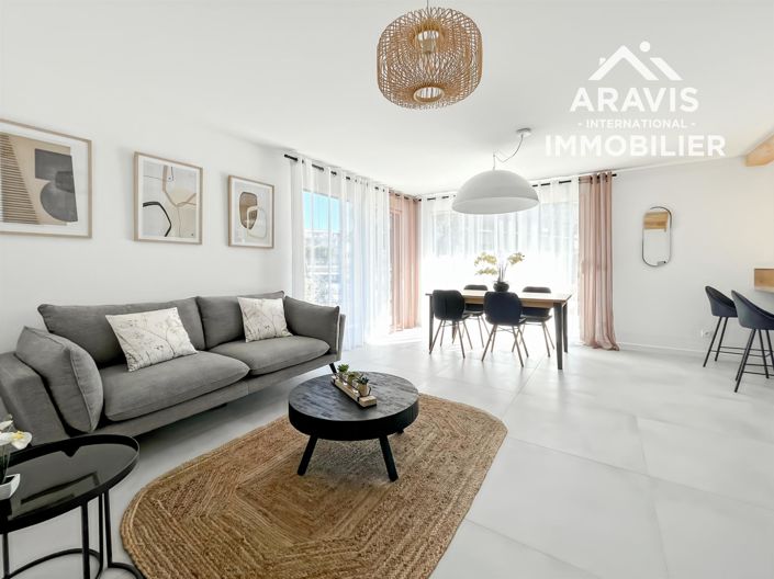 Image No.4-3 Bed Property for sale