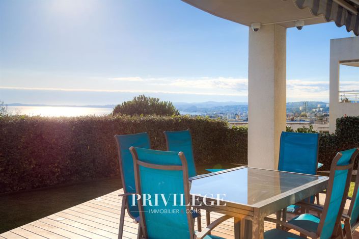 Image No.22-3 Bed House for sale