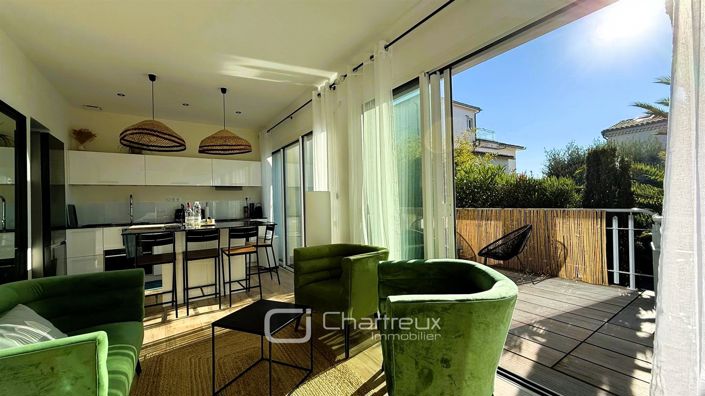 Image No.17-8 Bed House for sale
