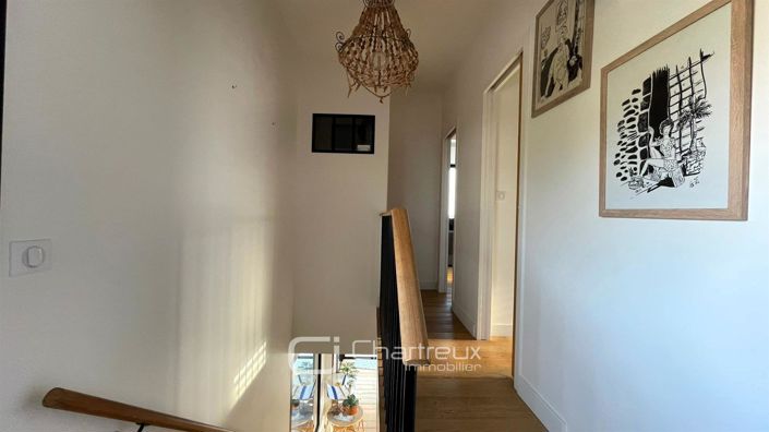 Image No.10-4 Bed House for sale