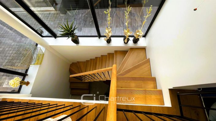 Image No.15-4 Bed House for sale