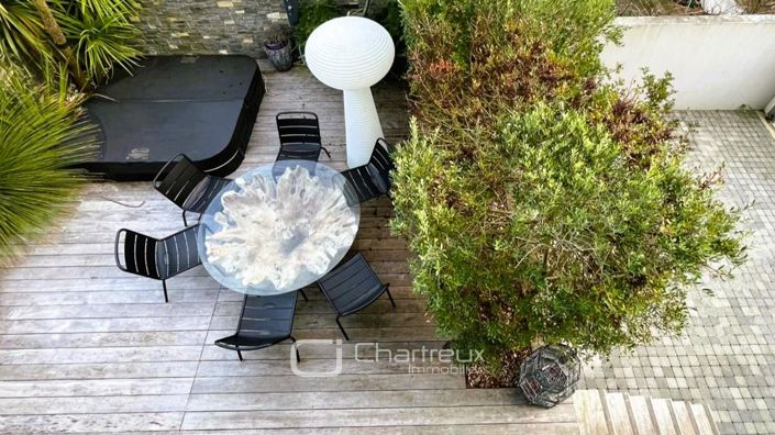 Image No.20-4 Bed House for sale