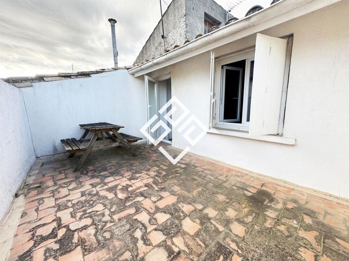 Image No.15-2 Bed House for sale