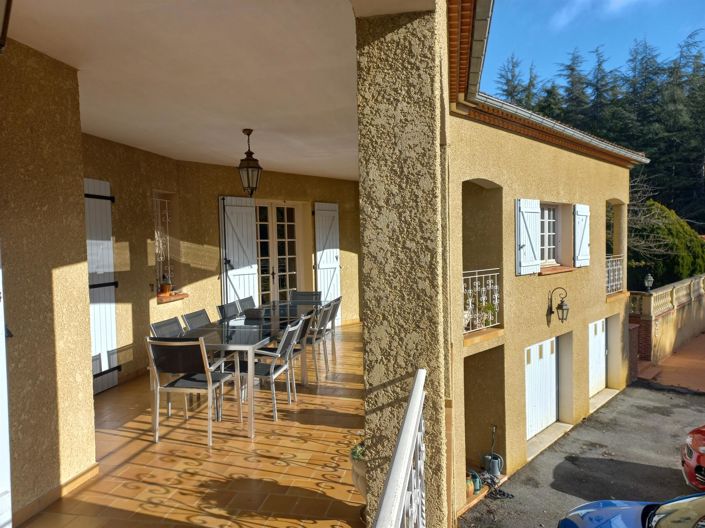 Image No.3-4 Bed House for sale